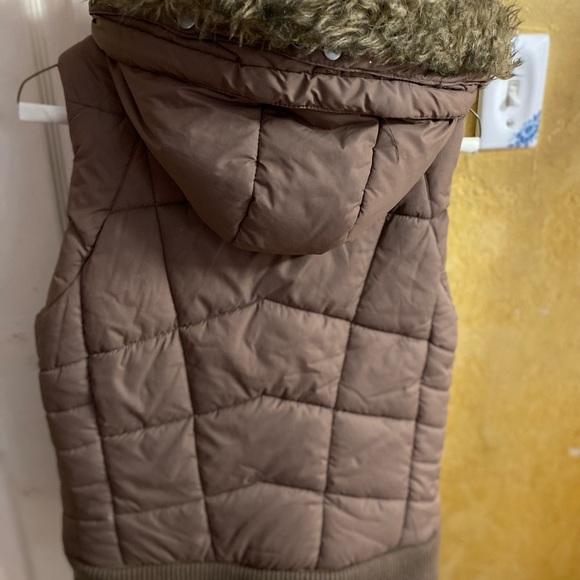 Jonathan Stone Faux Fur Size 14/16 Vest Jacket - Picture 8 of 8